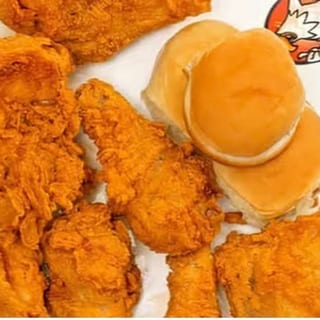 Chicken with Dinner Rolls